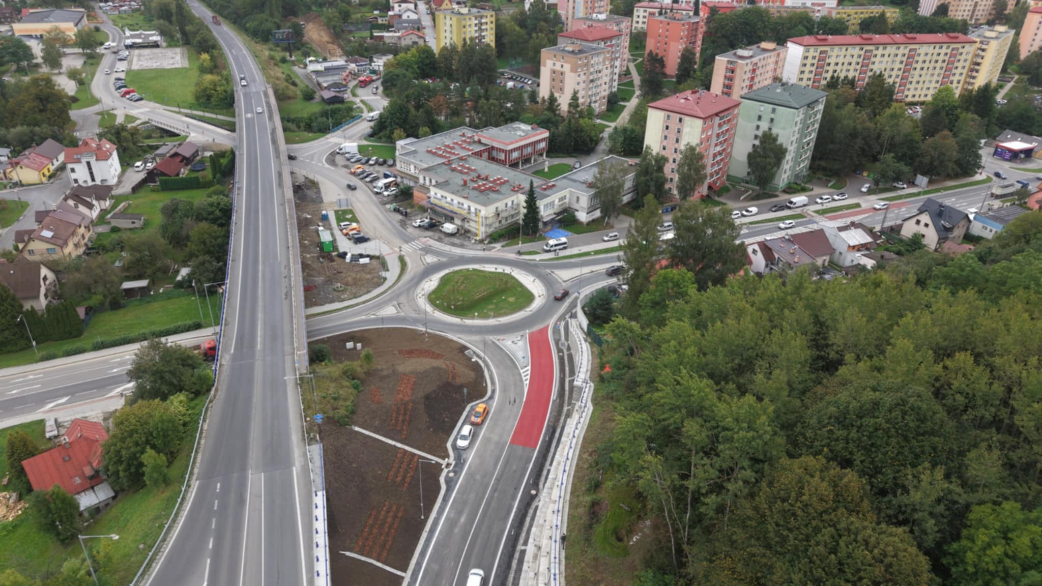 „Křižovatka smrti“ ve Vsetíně je minulostí! Nová rampa Mostecká se právě otevřela